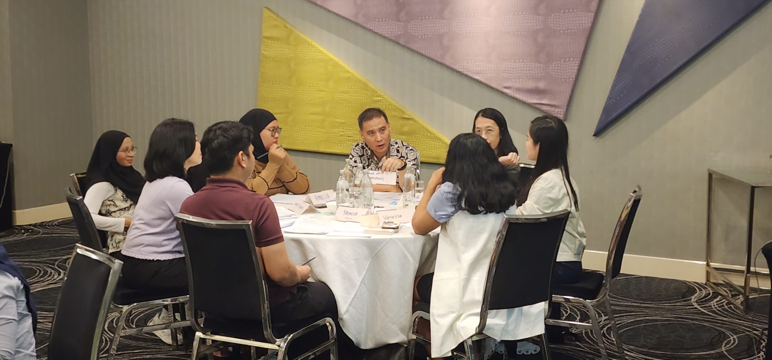 Jeremy Lee conducting a stakeholder engagement workshop